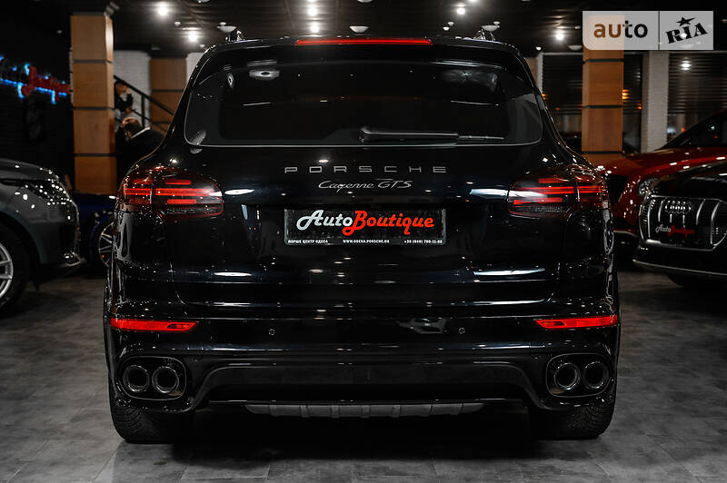 Позашляховик / Кросовер Porsche Cayenne 2017 в Одесі