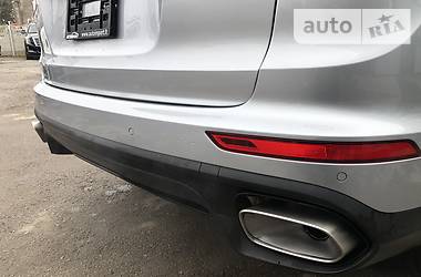 Внедорожник / Кроссовер Porsche Cayenne 2015 в 