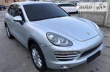 Позашляховик / Кросовер Porsche Cayenne 2013 в 