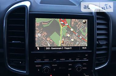 Позашляховик / Кросовер Porsche Cayenne 2013 в 
