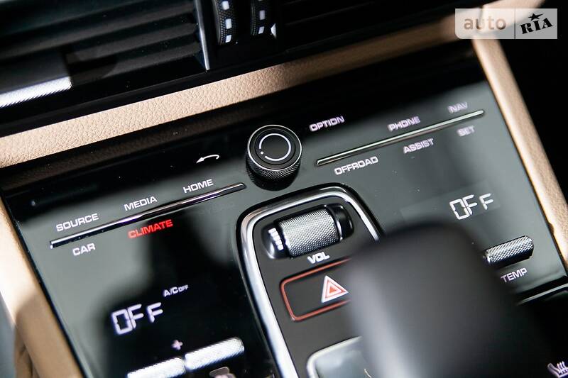 Позашляховик / Кросовер Porsche Cayenne 2018 в Одесі