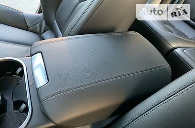 Внедорожник / Кроссовер Porsche Cayenne 2015 в 