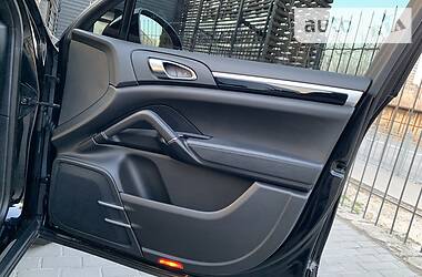 Внедорожник / Кроссовер Porsche Cayenne 2015 в 