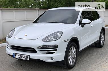 Позашляховик / Кросовер Porsche Cayenne 2012 в 