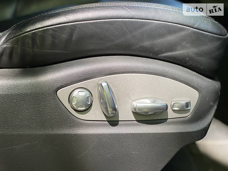 Позашляховик / Кросовер Porsche Cayenne 2010 в Одесі