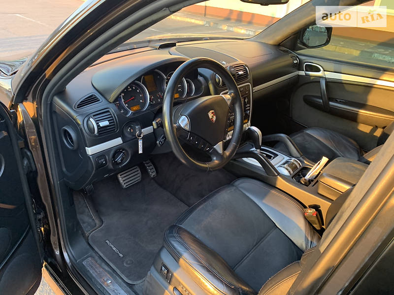 Позашляховик / Кросовер Porsche Cayenne 2008 в Мелітополі