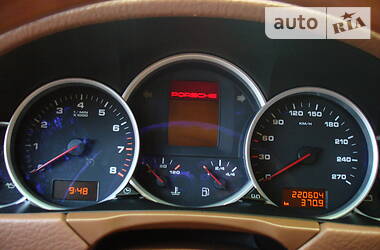 Внедорожник / Кроссовер Porsche Cayenne 2005 в 