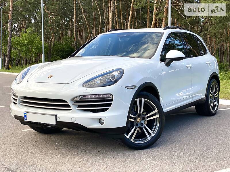 Позашляховик / Кросовер Porsche Cayenne 2014 в Києві