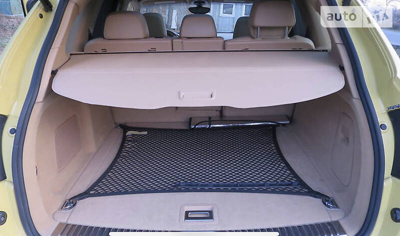 Позашляховик / Кросовер Porsche Cayenne 2010 в Києві
