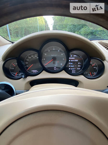 Позашляховик / Кросовер Porsche Cayenne 2010 в Києві