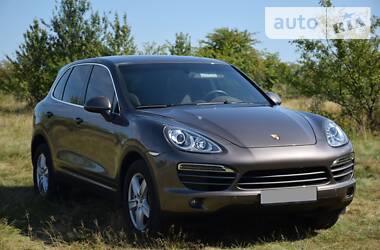 Внедорожник / Кроссовер Porsche Cayenne 2012 в Калуше