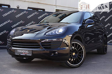 Внедорожник / Кроссовер Porsche Cayenne 2012 в Одессе