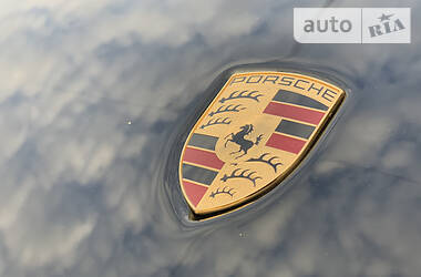Позашляховик / Кросовер Porsche Cayenne 2016 в Дніпрі