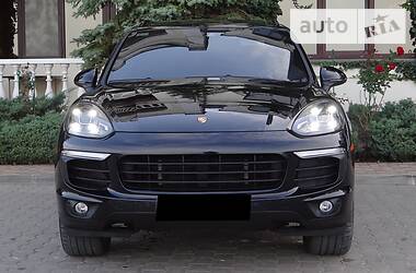 Внедорожник / Кроссовер Porsche Cayenne 2015 в Одессе