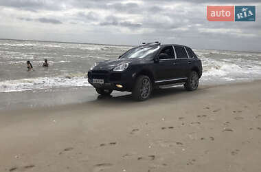Внедорожник / Кроссовер Porsche Cayenne 2006 в 