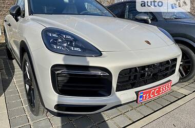 Позашляховик / Кросовер Porsche Cayenne 2021 в Києві