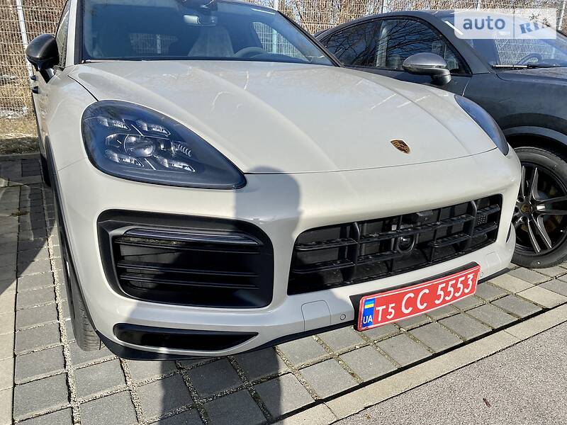 Внедорожник / Кроссовер Porsche Cayenne 2021 в Киеве фото 7 Внедорожник / Кроссовер Porsche Cayenne 2021 в Киеве