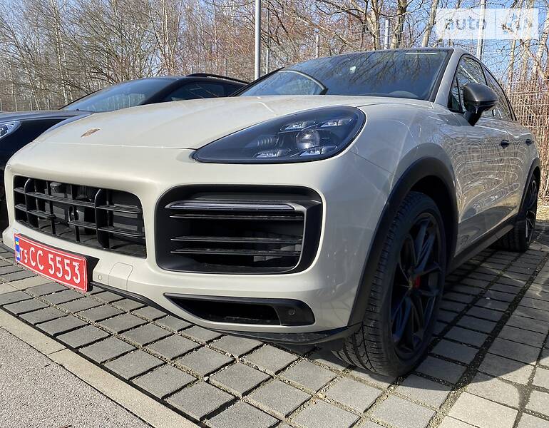 Внедорожник / Кроссовер Porsche Cayenne 2021 в Киеве фото 14 Внедорожник / Кроссовер Porsche Cayenne 2021 в Киеве
