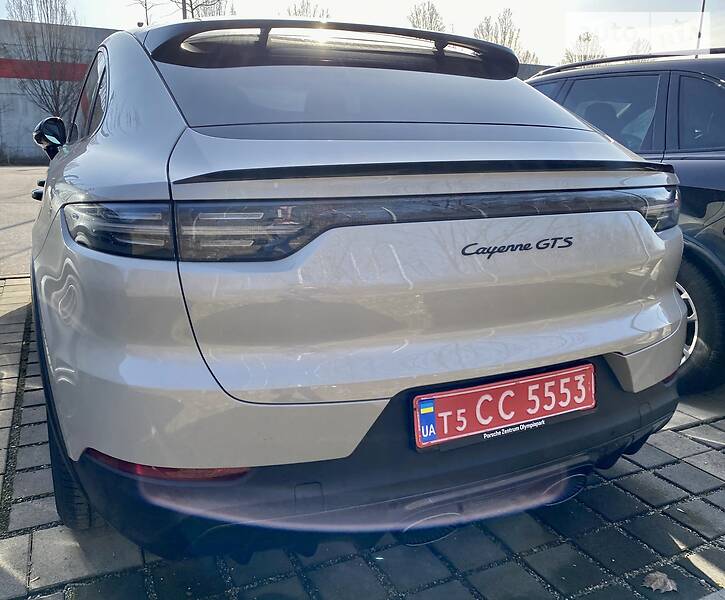 Внедорожник / Кроссовер Porsche Cayenne 2021 в Киеве фото 28 Внедорожник / Кроссовер Porsche Cayenne 2021 в Киеве