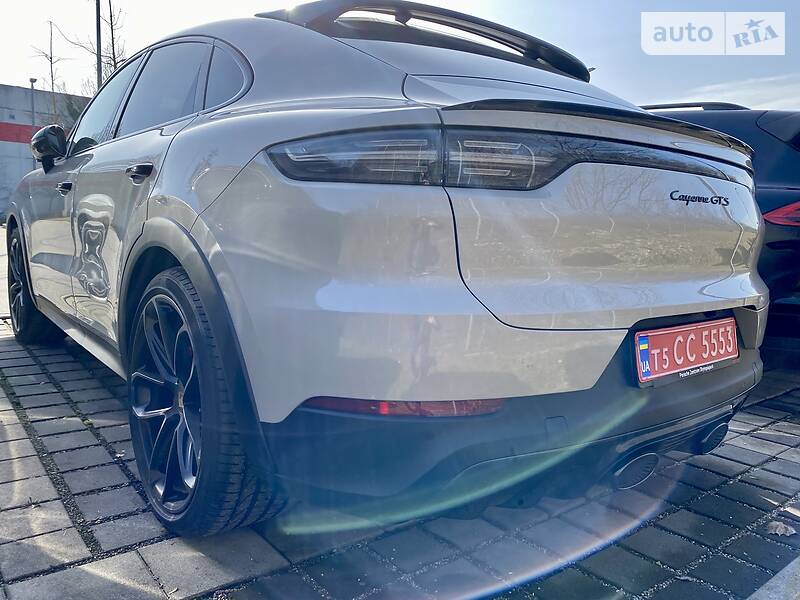 Внедорожник / Кроссовер Porsche Cayenne 2021 в Киеве фото 31 Внедорожник / Кроссовер Porsche Cayenne 2021 в Киеве