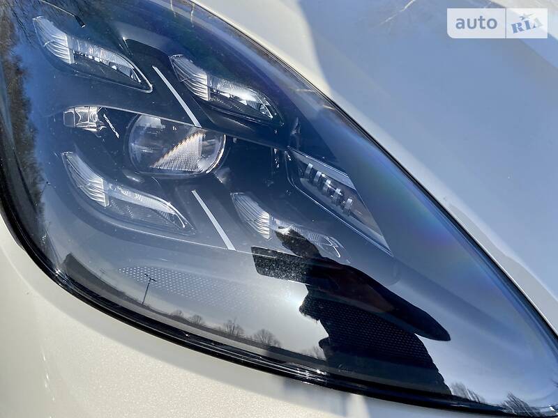 Внедорожник / Кроссовер Porsche Cayenne 2021 в Киеве фото 48 Внедорожник / Кроссовер Porsche Cayenne 2021 в Киеве