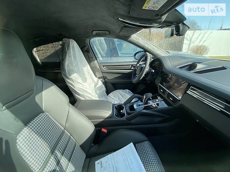 Внедорожник / Кроссовер Porsche Cayenne 2021 в Киеве фото 54 Внедорожник / Кроссовер Porsche Cayenne 2021 в Киеве