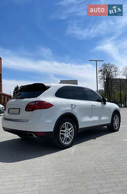 Внедорожник / Кроссовер Porsche Cayenne 2012 в Виннице