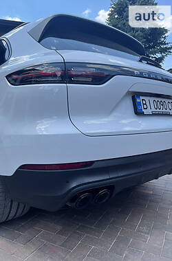 Внедорожник / Кроссовер Porsche Cayenne 2018 в Полтаве