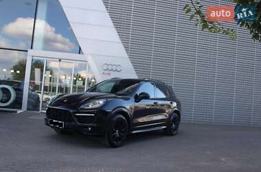 Внедорожник / Кроссовер Porsche Cayenne 2013 в Киеве