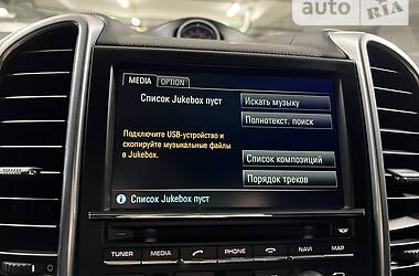 Позашляховик / Кросовер Porsche Cayenne 2015 в 