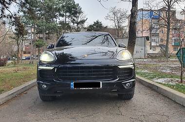 Позашляховик / Кросовер Porsche Cayenne 2016 в Одесі
