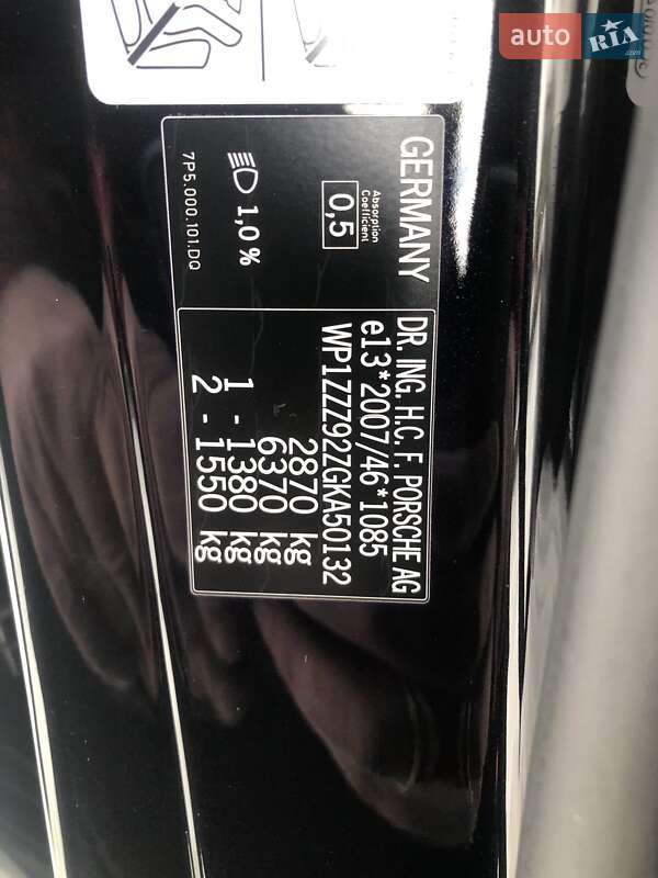 Внедорожник / Кроссовер Porsche Cayenne 2016 в Львове