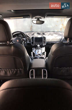 Позашляховик / Кросовер Porsche Cayenne 2013 в Кропивницькому