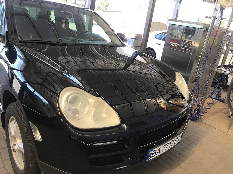 Porsche Cayenne 2004