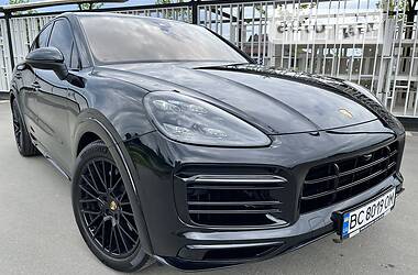 Внедорожник / Кроссовер Porsche Cayenne 2019 в 