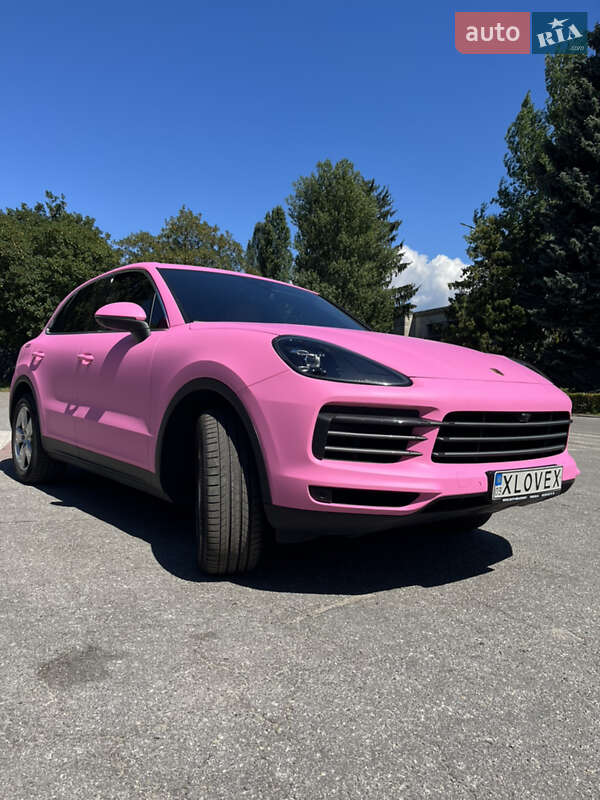 Позашляховик / Кросовер Porsche Cayenne 2021 в Києві