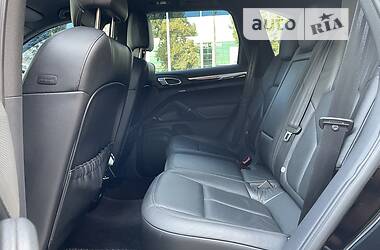 Внедорожник / Кроссовер Porsche Cayenne 2010 в 