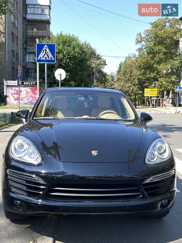 Porsche Cayenne 2012