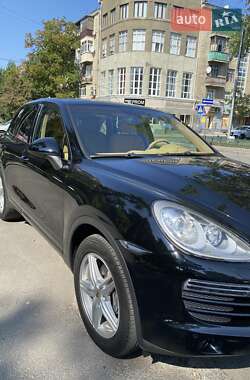 Внедорожник / Кроссовер Porsche Cayenne 2012 в Харькове