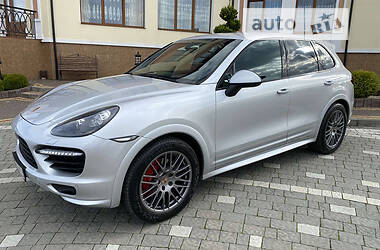 Позашляховик / Кросовер Porsche Cayenne 2013 в Львові