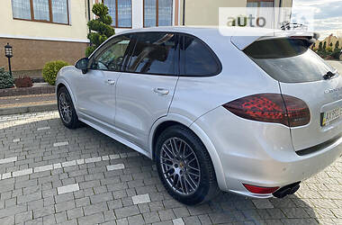 Внедорожник / Кроссовер Porsche Cayenne 2013 в Львове