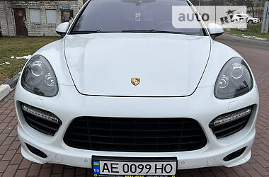 Универсал Porsche Cayenne 2013 в Львове