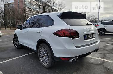 Позашляховик / Кросовер Porsche Cayenne 2012 в Дніпрі