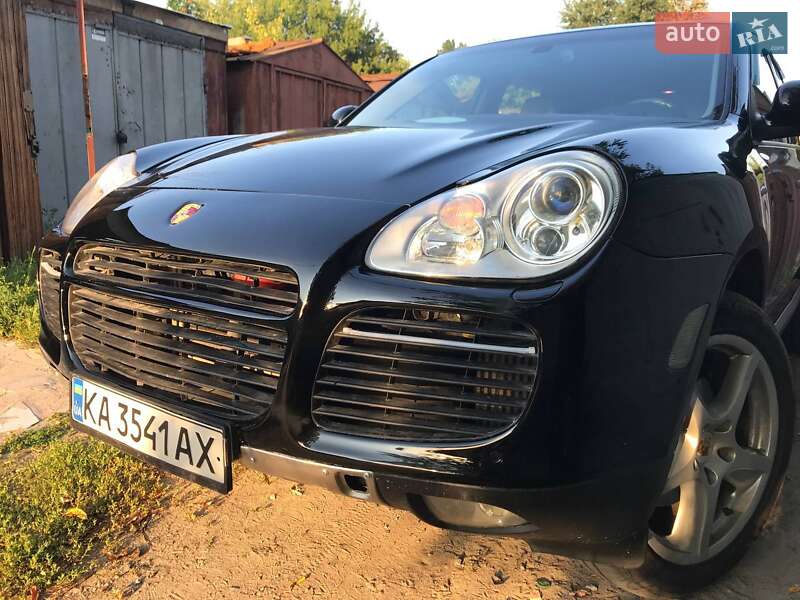 Porsche Cayenne 2004