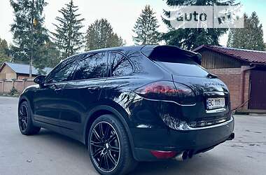 Позашляховик / Кросовер Porsche Cayenne 2011 в Львові