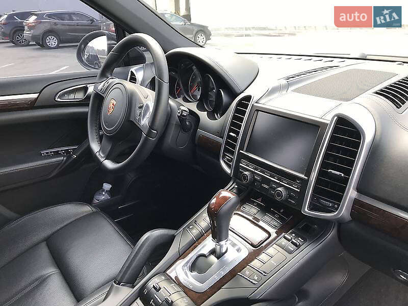 Porsche Cayenne 2012