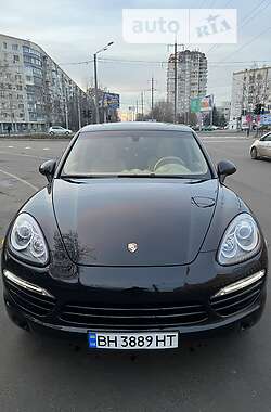 Внедорожник / Кроссовер Porsche Cayenne 2012 в Одессе