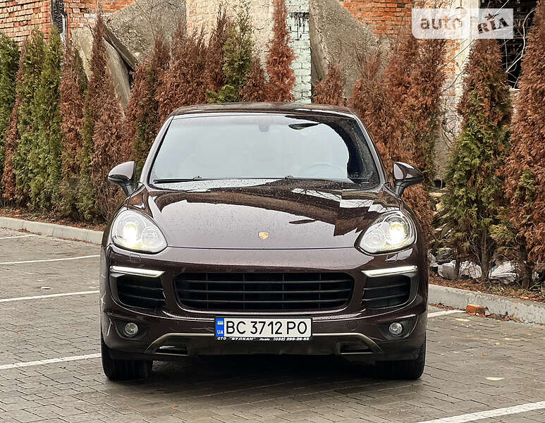 Внедорожник / Кроссовер Porsche Cayenne 2017 в Львове фото 6 Внедорожник / Кроссовер Porsche Cayenne 2017 в Львове