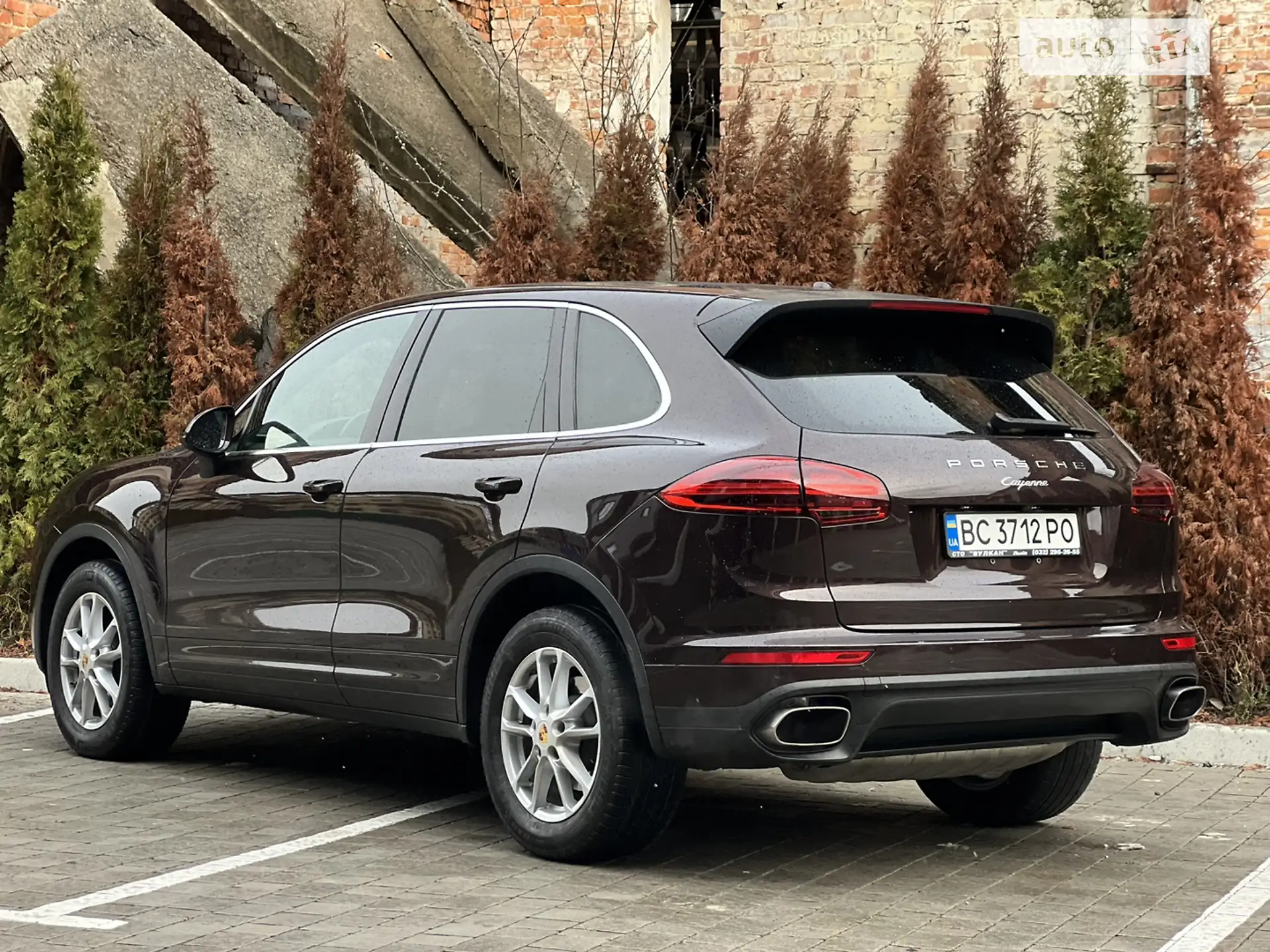 2017 Porsche Cayenne - мініатюра 21
