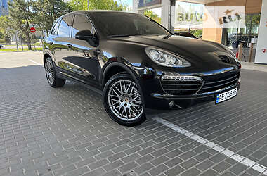 Внедорожник / Кроссовер Porsche Cayenne 2013 в 